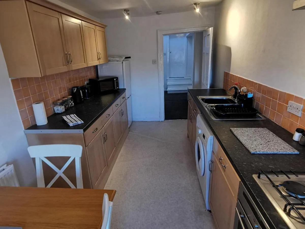 Norfolk Pad - Lovely 1 Bed Apartment In Bath - Top Floor