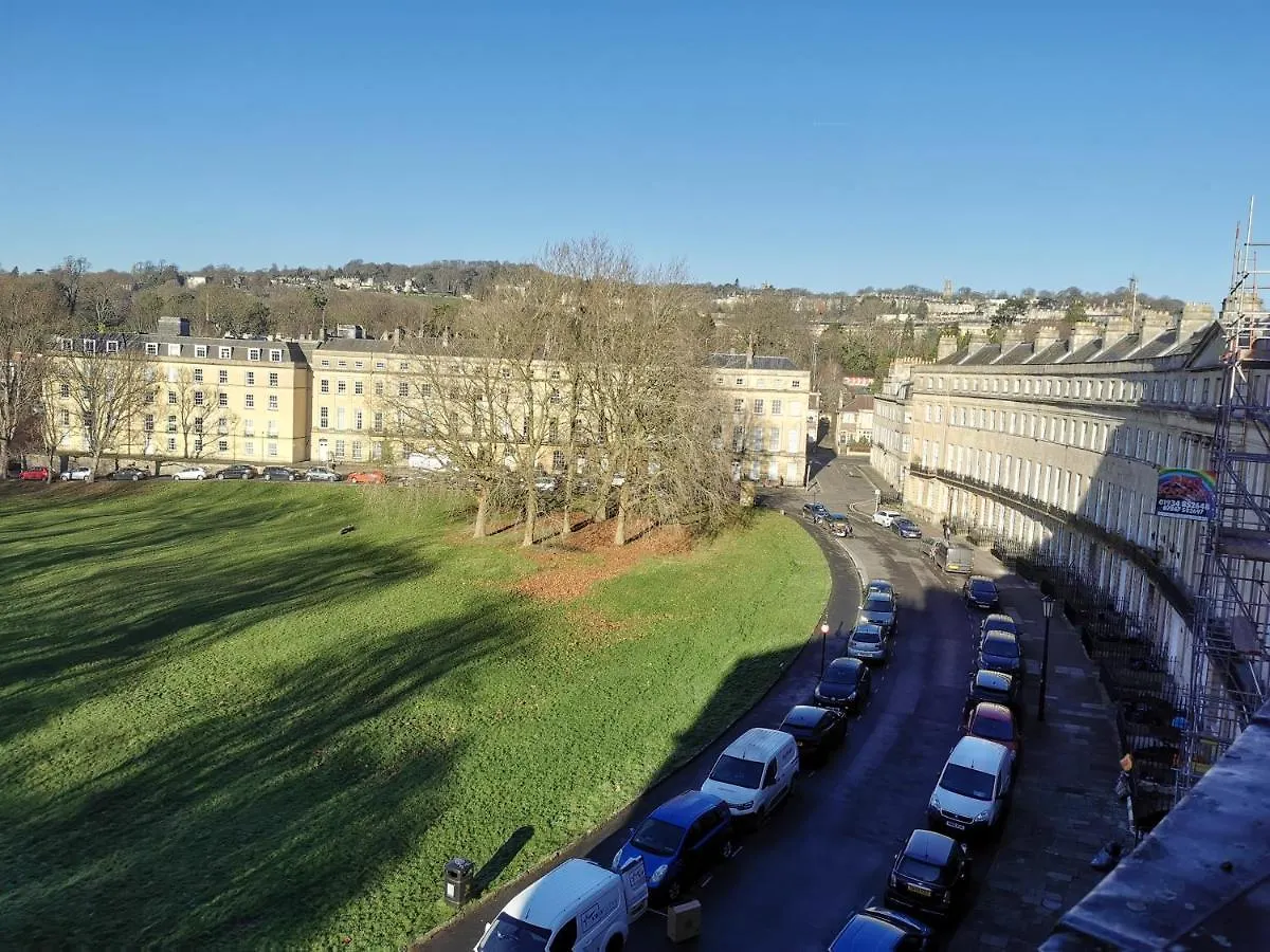 Norfolk Pad - Lovely 1 Bed Apartment In Bath - Top Floor 0*,